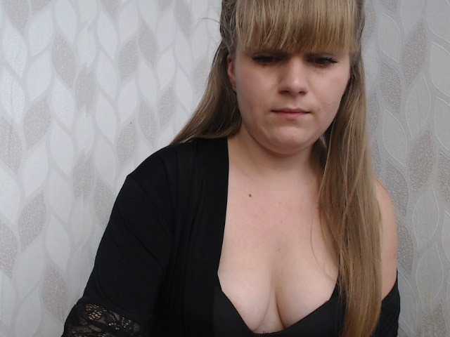 Емитовање снимка екрана Miss-Mira