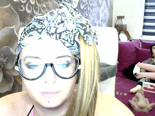 Емитовање снимка екрана missboginya