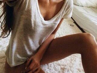 Еротски видео цхат MissHotAssx