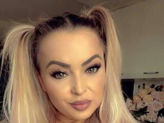 Еротски видео цхат MissRebekaa