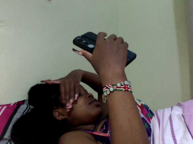 Емитовање снимка екрана Misty-shee