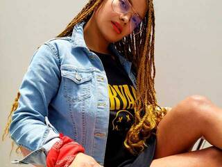 Еротски видео цхат MoanaShelford