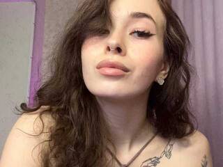 Еротски видео цхат MollyMyles