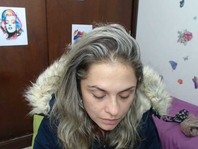 Емитовање снимка екрана MonaBurning