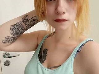 Еротски видео цхат MonaKiss