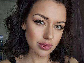 Еротски видео цхат MonicaGaztambide