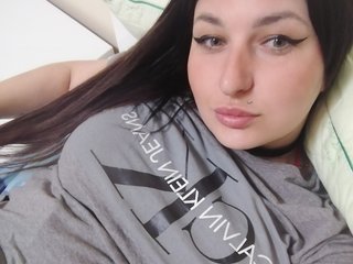 Еротски видео цхат MonicaMilf