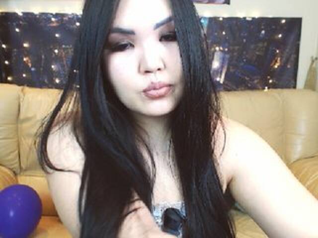 Емитовање снимка екрана Monicasilly