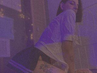 Еротски видео цхат Alice_Moon