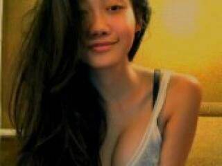 Еротски видео цхат moonshyn