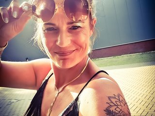 Еротски видео цхат Ashley-Rose