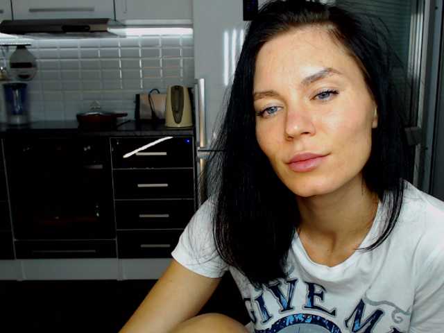 Емитовање снимка екрана MsLatikaX