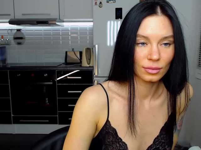 Емитовање снимка екрана MsLatikaX
