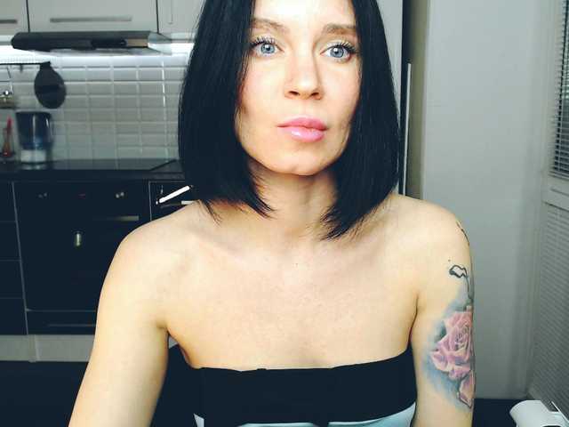 Емитовање снимка екрана MsLatikaX