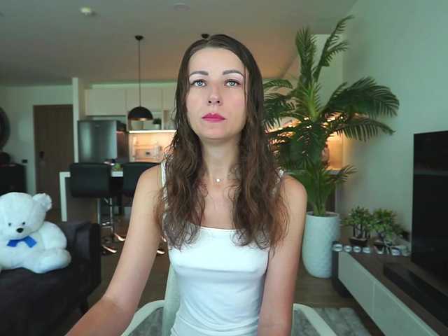 Емитовање снимка екрана Anna_Shine