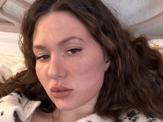 Еротски видео цхат MyRoxy202