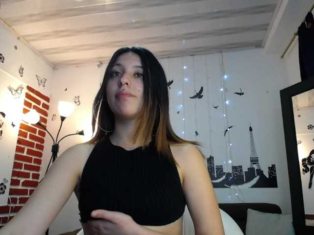 Фотографије nahomitee-n FULL NAKED AND MATURBATION FOR 200 TOKENS