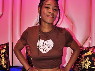 Еротски видео цхат NahomyyBrownn