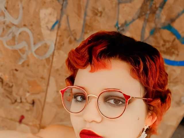 Слика профила NairyRed