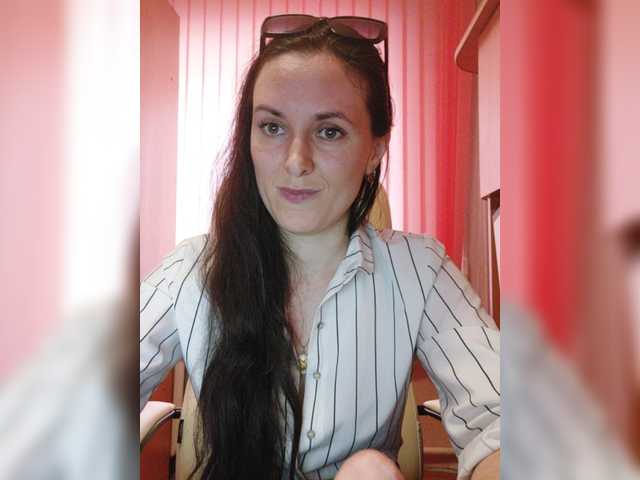 Емитовање снимка екрана NanaDoMoon
