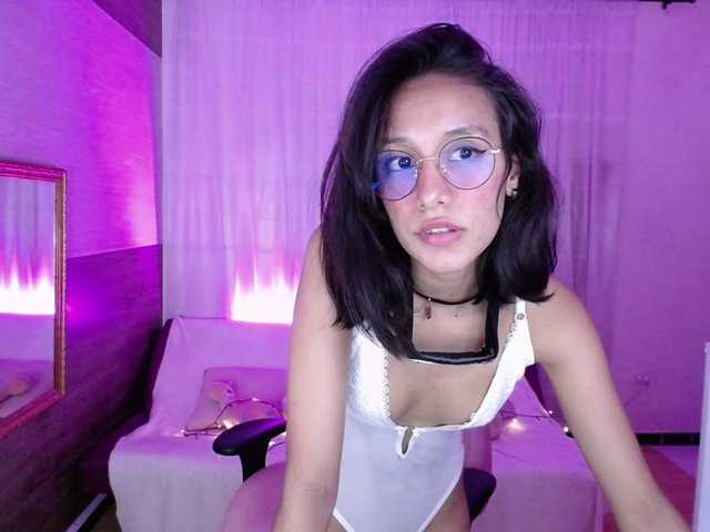 Емитовање снимка екрана nanami-