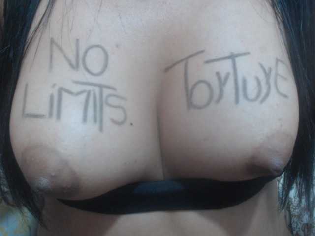 Фотографије Nantix1 #squirt #cum #torture #deep Throat #double penetration #smoking #fetish #latina