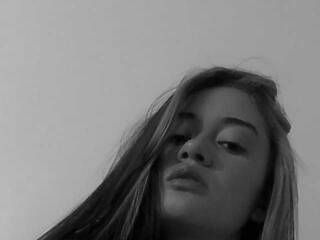 Еротски видео цхат Naomi-Carly