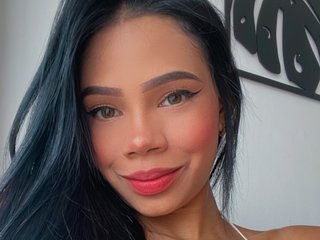 Еротски видео цхат NaomiBrooke