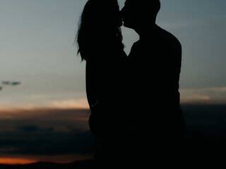 Еротски видео цхат NatalieAndbigboys