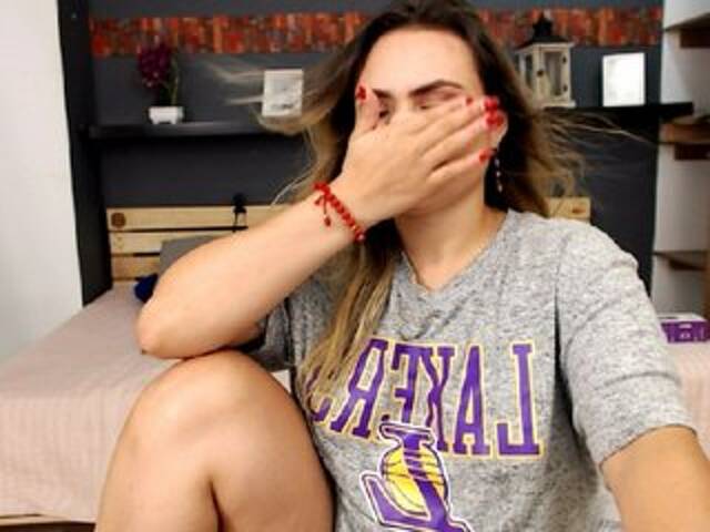 Емитовање снимка екрана natashaconnor