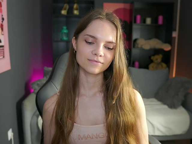 Фотографије NatashaMalko If you want to talk with somebody I'm here to make your day better I'm non nude but if you are brave you can make me naked :) #teen #squirt #anal #dildo #18