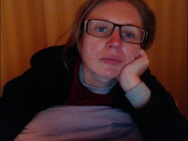 Емитовање снимка екрана naturalblonde