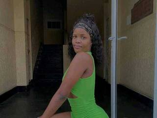 Еротски видео цхат NATURALSEXY01