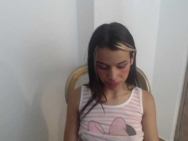 Емитовање снимка екрана NatyBernett