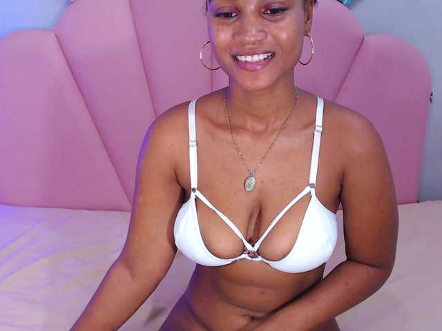 Фотографије natybrownn Hello lovers TORTUTE my #pussy #lovense ON #pvt #ebony #squirt #anal #blowjob