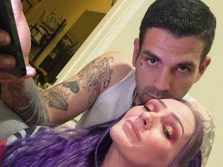 Еротски видео цхат NaughtyLilChanel