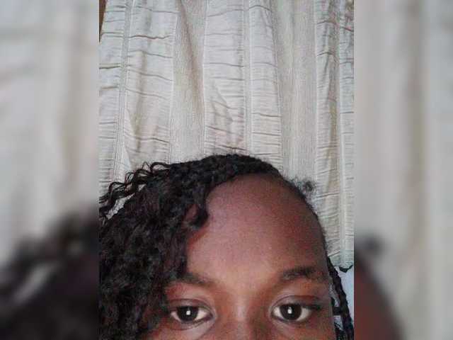 Емитовање снимка екрана Naughtylittlemissy