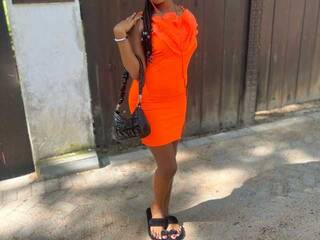 Еротски видео цхат Naughtylittleprincess