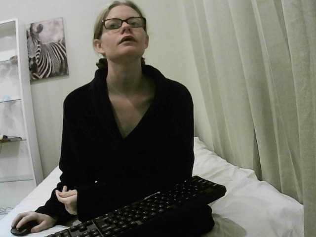 Емитовање снимка екрана NawtyRoxy3578