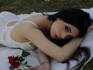 Еротски видео цхат KiraCave