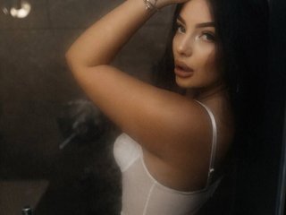 Еротски видео цхат NaynaVelvet