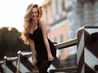 Еротски видео цхат NejnayLedi