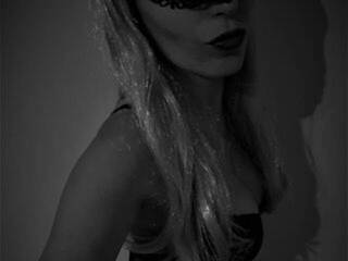 Еротски видео цхат NellaListi