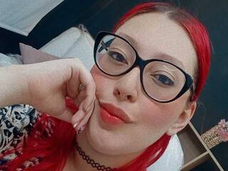 Еротски видео цхат NickyJones