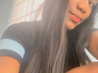 Еротски видео цхат NicoleHillss