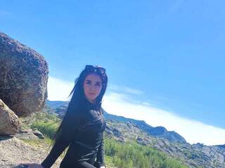 Еротски видео цхат Nika-Marrkinson