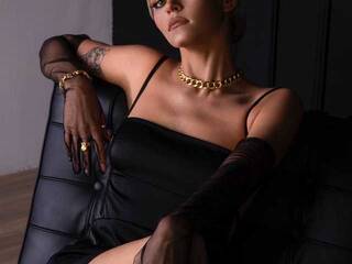 Еротски видео цхат NikaChase