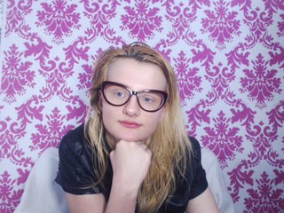 Емитовање снимка екрана NikiiFox