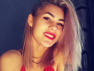 Еротски видео цхат NikkiSaphire