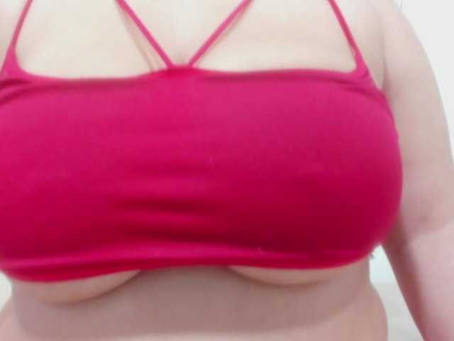 Емитовање снимка екрана Nikkyboobs